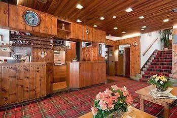 Hotell De Len 4*