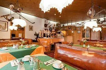 De Len Hotel