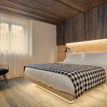 De Len Hotell